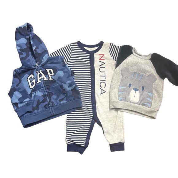 Bundle of 3 Mixed Baby Boy 3-6 months Zip Hoodie, Pajama, & Sweatshirt - Picture 1 of 13